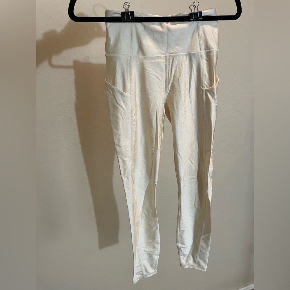 Fabletics Oasis Shine High-Waisted Pocket 7/8 Size XS New With Label